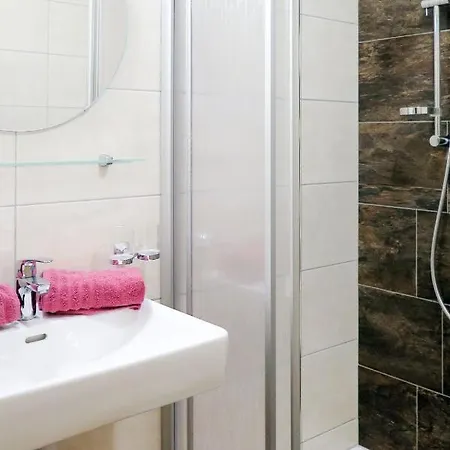 Luxner-6 By Interhome *